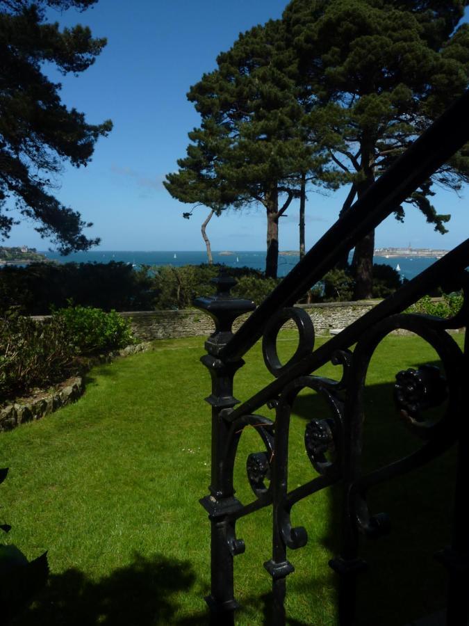 Haute Guais Dinard Bagian luar foto